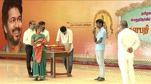 10 மணி நேரத்துக்கும் மேலாக நடிகர் விஜய் நிகழ்வு நீடிப்பு