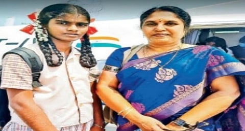 உயரப் பறக்க வைக்கும் ஆசிரியர்