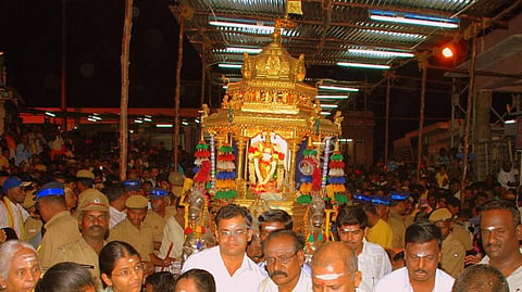 பழநியில் தங்க ரத கட்டணத்தை உயர்த்த முடிவு: கருத்து தெரிவிக்க வேண்டுகோள்