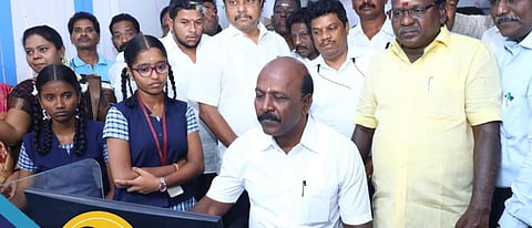 ஆய்வகத்தை திறந்து வைத்த அமைச்சர்