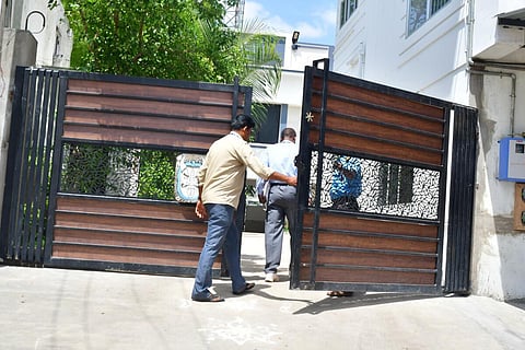 மாநகராட்சி ஆணையர் மீது புகார் - திண்டுக்கல், காஞ்சியில் லஞ்ச ஒழிப்பு சோதனை