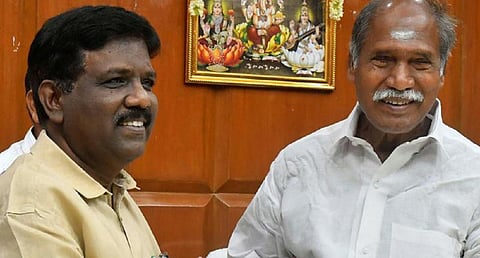 புதுச்சேரியிலும் அனைத்து சாதியினரும் அர்ச்சகராக சட்டம்: முதல்வர் ரங்கசாமியிடம் ரவிக்குமார் எம்.பி கோரிக்கை