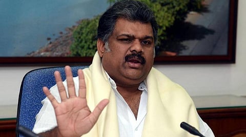 கர்நாடகாவிடம் இருந்து காவிரி நீரை பெற்று குறுவை சாகுபடி பயிர்களை காப்பாற்ற வேண்டும்: தமிழக அரசுக்கு ஜி.கே.வாசன் கோரிக்கை
