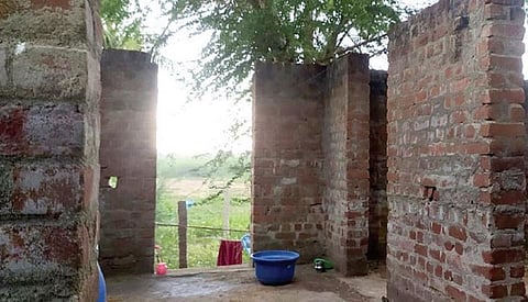 சிவகங்கையில் வீடு இல்லாமல் தவிக்கும் நரிக்குறவர்கள்