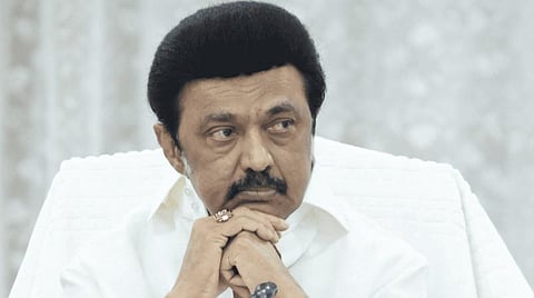 சட்டத்திலும் நான் முதல்வன்