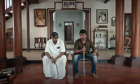 மாமன்னன் படத்தில் வடிவேலு மற்றும் உதயநிதி ஸ்டாலின்