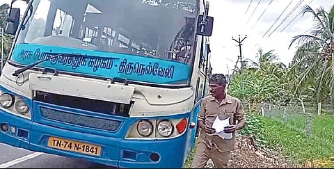 பிரேக் பிடிக்கவில்லை என கூறி குமரியில் அரசு பேருந்தை இயக்க மறுத்த ஓட்டுநர் சஸ்பெண்ட்