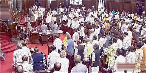 நாடாளுமன்ற 2 அவைகளும் ஒத்திவைப்பு: மணிப்பூர் விவகாரத்தால் நாள் முழுவதும் கடும் அமளி