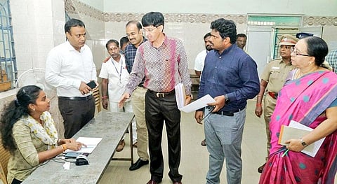 மாநகராட்சி ஆணையர் ஆய்வு