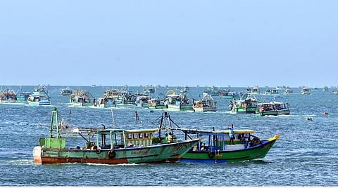 இலங்கை சிறையில் அடைக்கப்பட்டிருந்த தமிழக மீனவர்கள் 15 பேர் விடுதலை