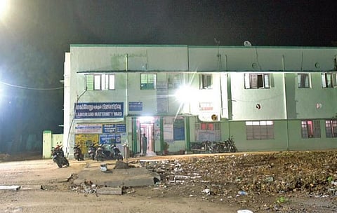 வேலூர் பென்ட்லேண்ட் அரசு மருத்துவமனை பிரசவ வார்டு வளாகத்தில் ‘ஒளி’ பிறந்தது!