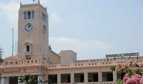 சிதம்பரம் அண்ணாமலை பல்கலை. உதவிப் பேராசிரியர்களுக்கு பேராசிரியர் பதவி உயர்வு: உயர் நீதிமன்றம் உத்தரவு