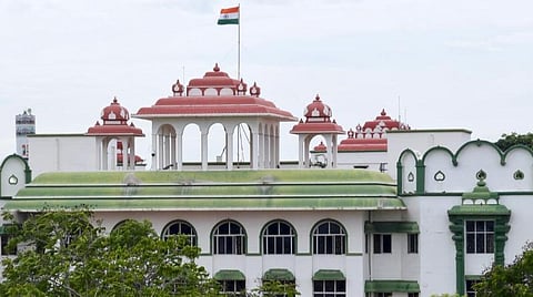 காவிரியில் மூழ்கி 4 மாணவிகள் பலியான வழக்கு - சிபிசிஐடி டிஎஸ்பி கண்காணிக்க உயர் நீதிமன்றம் உத்தரவு