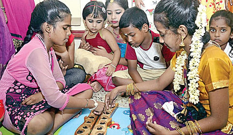 அலைபேசி எனும் பெர்முடா முக்கோணம்