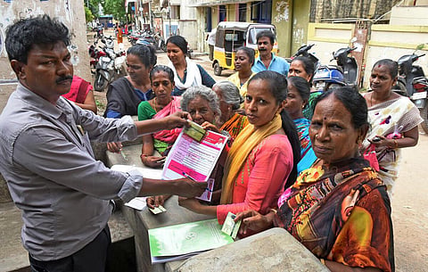 மகளிர் உரிமைத் தொகை திட்டத்துக்கு ஆதிதிராவிடர் சிறப்பு நிதி? - தேசிய ஆதிதிராவிடர் ஆணையம் நோட்டீஸ்