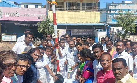 அண்ணாமலை யாத்திரைக்கு முகூர்த்தக்கால் நட்ட மதுரை பாஜகவினர்