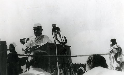 செங்கோட்டை முழக்கங்கள் 1 - கிழக்கே ஒரு நட்சத்திரம் | 1947