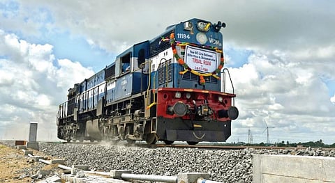 விளாத்திகுளம், அருப்புக்கோட்டை மார்க்கத்தில் தூத்துக்குடி - மதுரை புதிய ரயில் திட்டத்தை கைவிட முடிவு?