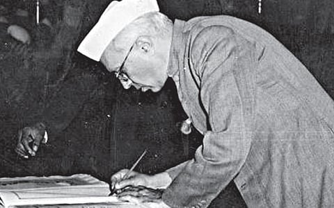 வளர்ச்சியை வழிநடத்திய அறிவியல் கொள்கைகள்