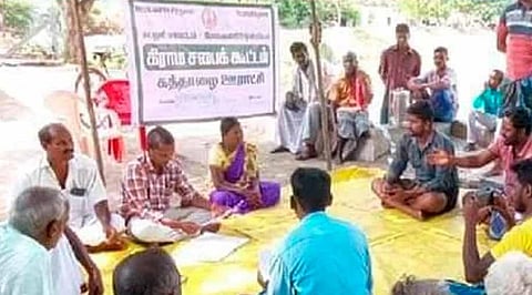 கத்தாழை ஊராட்சி கிராம சபை கூட்டத்தில் என்எல்சி விவகாரத்தில் தீர்மானம் நிறைவேற்றாததால் மக்கள் எதிர்ப்பு