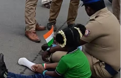 “எங்களை கருணை கொலை செய்யுங்கள்” - டிஜிபி அலுவலகம் முன்பு தலைமை காவலர் தர்ணா