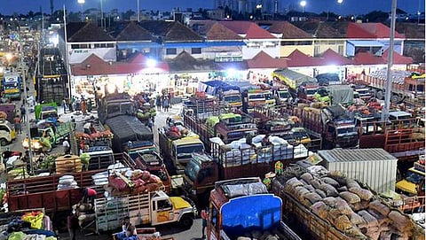 கோயம்பேடு வணிக வளாகத்தை திருமழிசை பகுதிக்கு மாற்றக்கூடாது: வணிகர் சங்கங்களின் பேரமைப்பு வலியுறுத்தல்