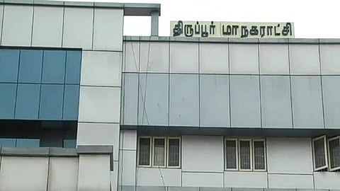 திமுக பகுதி செயலாளர் - கவுன்சிலர் இடையே திருப்பூரில் மோதல்: இரு தரப்பினரும் மாறி மாறி புகார்
