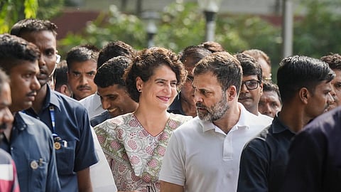 ராகுல் காந்தி மற்றும் பிரியங்கா காந்தி