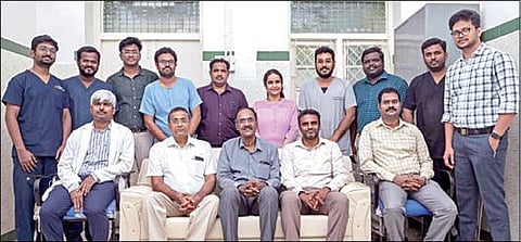 அரசு மருத்துவர்கள்