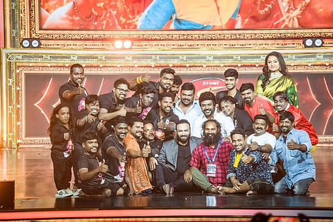 ராகவா லாரன்ஸ் அறக்கட்டளைக்கு ரூ.1 கோடி நிதி வழங்கிய லைகா நிறுவனம்