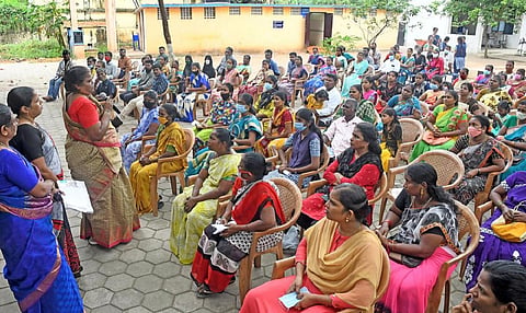 அரசு பள்ளிகளில் செப்.1-ல் எஸ்எம்சி குழு கூட்டம்: இடைநின்ற மாணவர்களை கண்டறிய அறிவுறுத்தல்