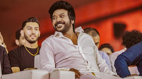 ‘சந்திரமுகி 2’ விழாவில் கல்லூரி மாணவர் மீது பவுன்சர்கள் தாக்குதல்: லாரன்ஸ் மன்னிப்பு