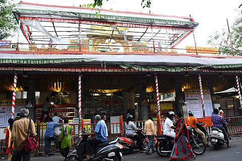 வியாழக்கிழமைகளில் அதிகளவில் பக்தர்கள் வருகை: மயிலாப்பூர் சாய்பாபா கோயில் பகுதியில் போக்குவரத்து மாற்றம்