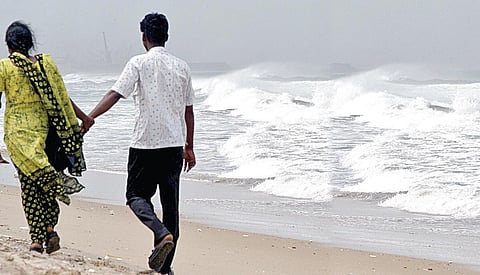 உனக்கென இருப்பேன்... உயிரையும் கொடுப்பேன்...