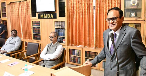 "வழக்கறிஞர் தொழிலில் நடத்தை மிகவும் முக்கியம்" - தலைமை நீதிபதி கங்கபுர்வாலா பேச்சு