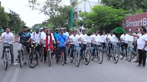 சென்னை மாநகராட்சி சார்பில் ‘தூய்மையான சென்னை' விழிப்புணர்வு சைக்கிள் பேரணி