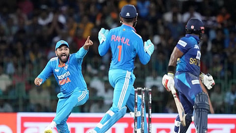 இந்திய அணி கேப்டன் ரோகித் மற்றும் கே.எல்.ராகுல்