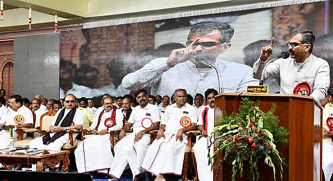 படம்: நா.தங்கரத்தினம்