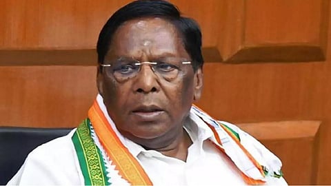 ஹிட்லர் போன்ற சர்வாதிகார ஆட்சியை பிரதமர் மோடி நடத்துகிறார்: நாராயணசாமி குற்றச்சாட்டு