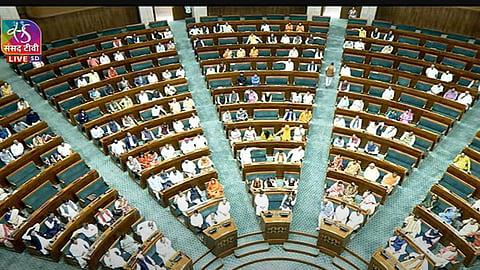 மக்களவையில் மகளிர் இடஒதுக்கீடு மசோதா தாக்கல்