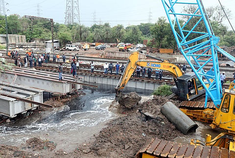 தெற்கு ரயில்வேயில் அடுத்த ஆண்டு மார்ச்சுக்குள் 35 மேம்பாலம், 110 சுரங்கப் பாதை அமைக்க திட்டம்