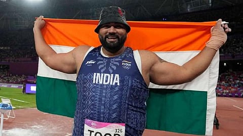 Asian Games 2023 | குண்டு எறிதலில் தங்கம் வென்றது இந்தியா; தடகளத்திலும் குவியும் பதக்கங்கள்