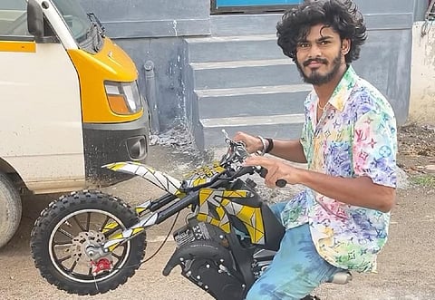 டிடிஎஃப் வாசனின் ஓட்டுநர் உரிமம் 10 ஆண்டுகளுக்கு ரத்து: ஆர்டிஓ நடவடிக்கை