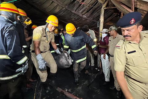 கர்நாடக பட்டாசு விபத்தில் இறந்த தமிழர்களுக்கு நிதியுதவி - முதல்வர் ஸ்டாலின் அறிவிப்பு