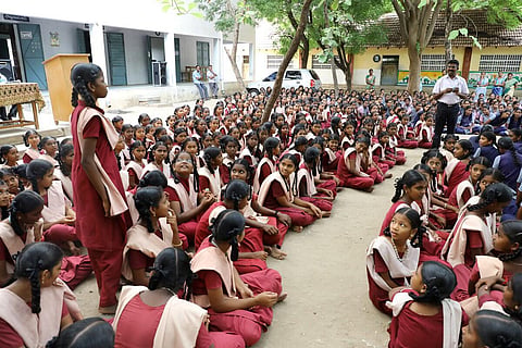 அரசுப் பள்ளி முன்னாள் மாணவர் மன்றத்தில் 5.6 லட்சம் பேர் பதிவு