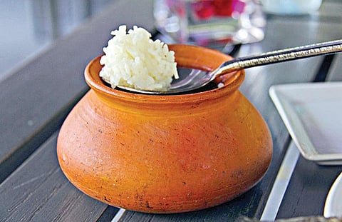 நஞ்சாகும் உணவுக் கலன்