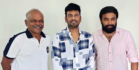 வேல்ராஜ் இயக்கத்தில் சசிகுமார்