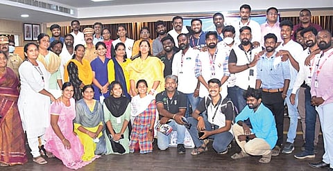 காவல் கரங்கள் அமைப்பினர்