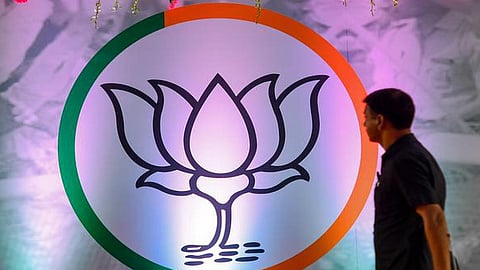 தமிழக அரசால் பாஜகவினர் எதிர்கொள்ளும் தாக்குதல் புகார் தொடர்பாக ஆய்வு செய்ய 4 பேர் கொண்ட பாஜக குழு வருகை