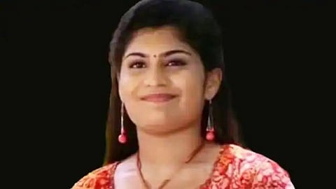 8 மாத கர்ப்பிணிக்கு நிகழ்ந்த சோகம் - 35 வயது கேரள சீரியல் நடிகை பிரியா மாரடைப்பால் மரணம்